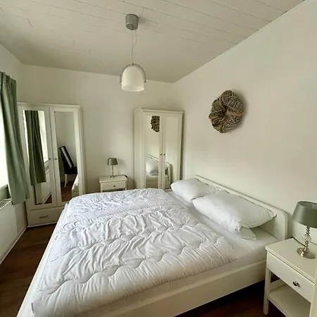 Ferienwohnung Kleine Hafenperle Varel Esterno foto