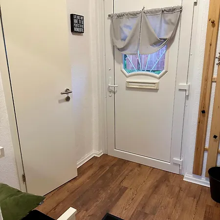 Ferienwohnung Kleine Hafenperle Varel Esterno foto